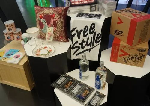 魔都驚現(xiàn) 次元墻 破裂現(xiàn)場,ip生意已經(jīng)爆發(fā)